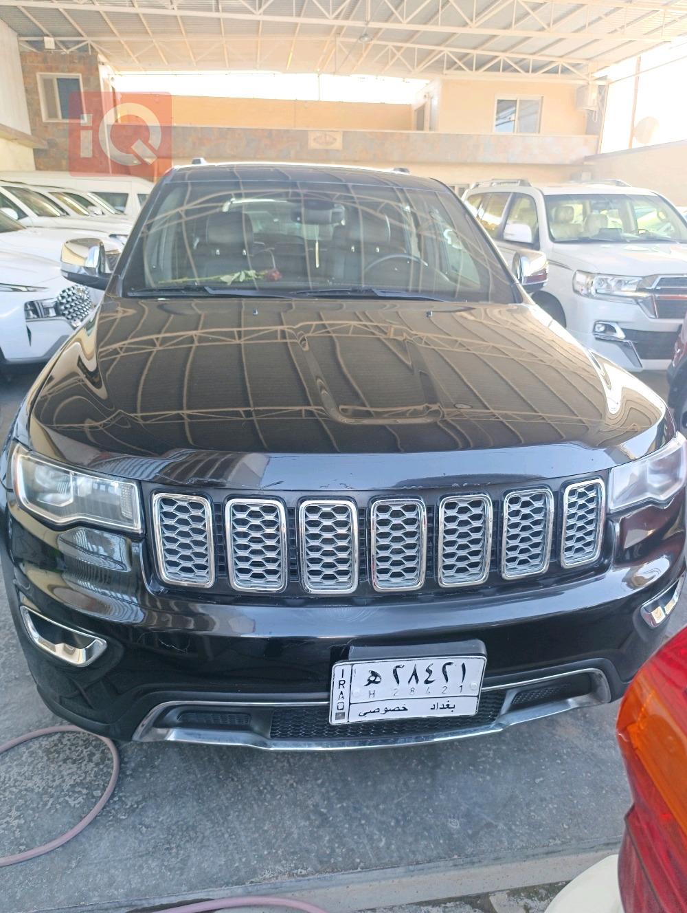 جیپ گراند شیرۆکی